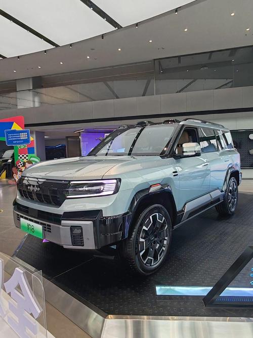 深圳宝安区超辉远企业管理咨询比亚迪方程豹硬派越野的爆款，英菲尼迪35周年与你共成长